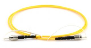 What Is Polarization Maintaining (PM) fiber patch cables?