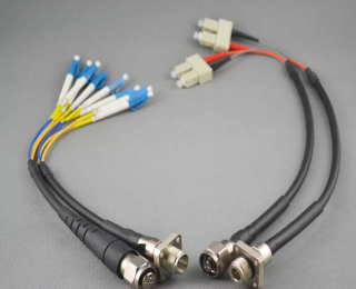 AARC Plug FTTA Waterproof Fiber Optic Patch Cable